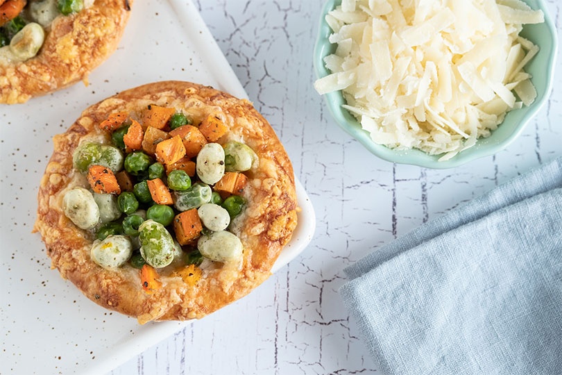 Pogačice od lisnatog tijesta i povrća za brzi zalogaj